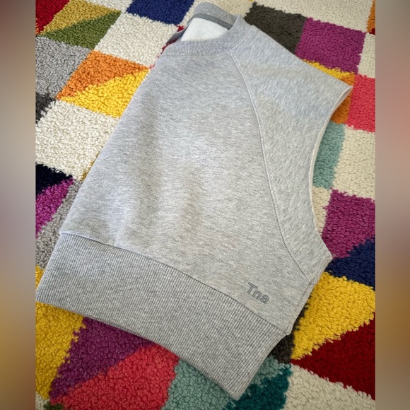 NWOT Aritzia TNA Cozy Fleece Perfect Cropped size L - Picture 5 of 5